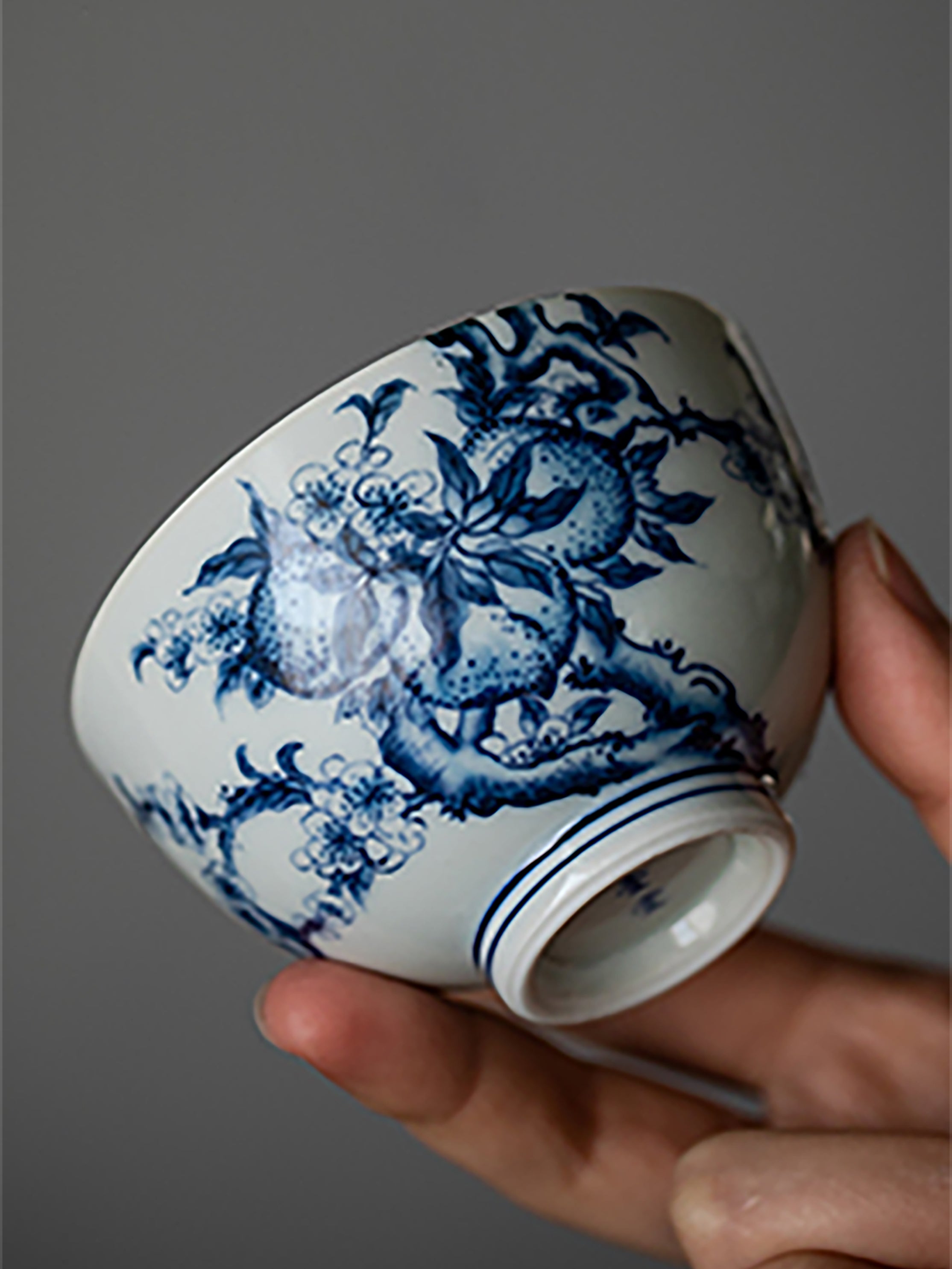 Antique-Style Qinhua Porcelain Peach Cup