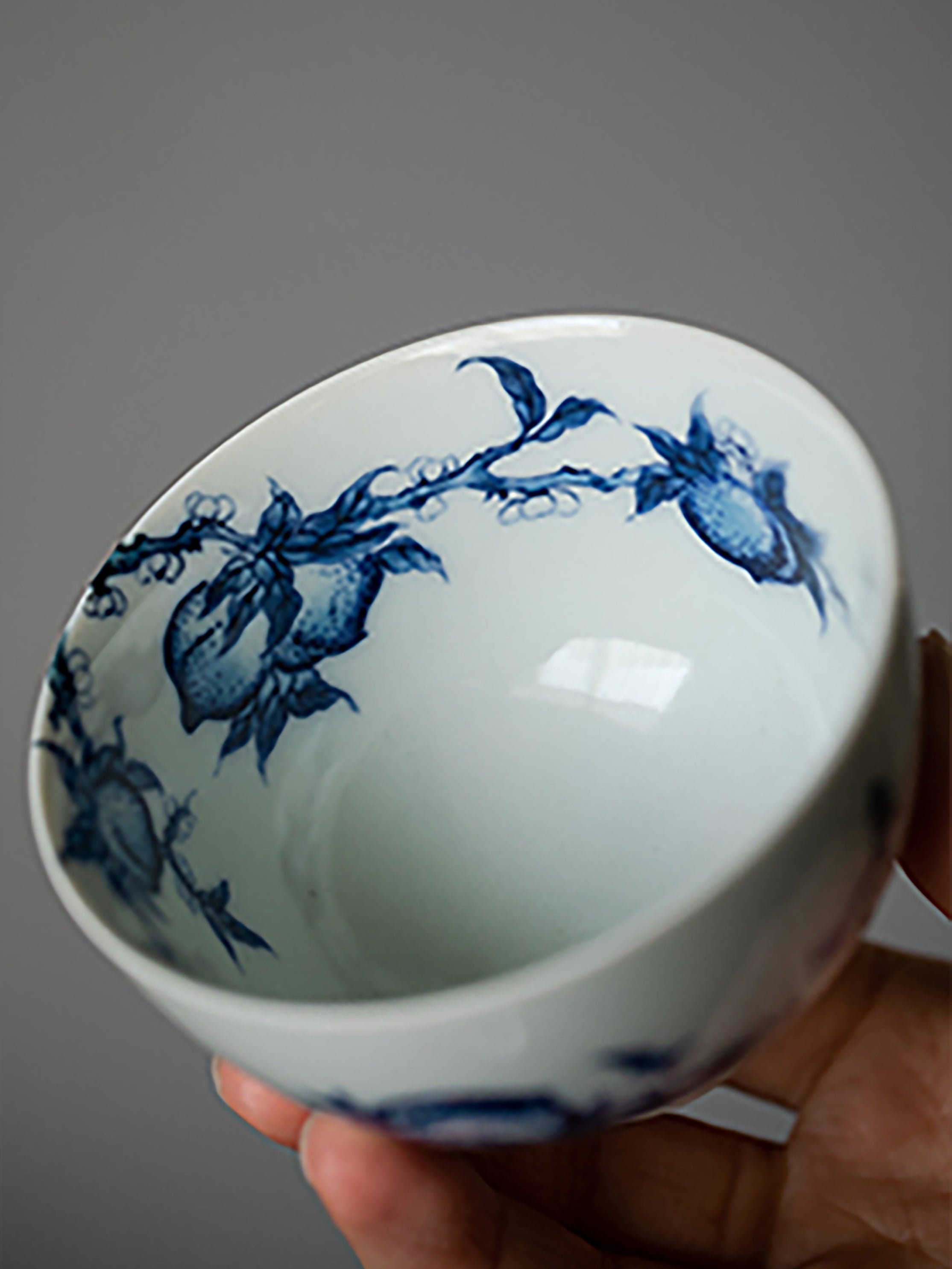 Antique-Style Qinhua Porcelain Peach Cup
